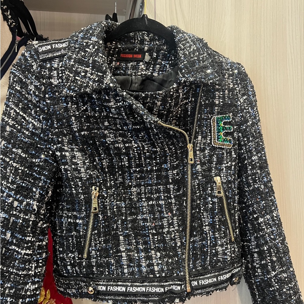 Fashion to Figure Black Blazer with Modern Geometric Design